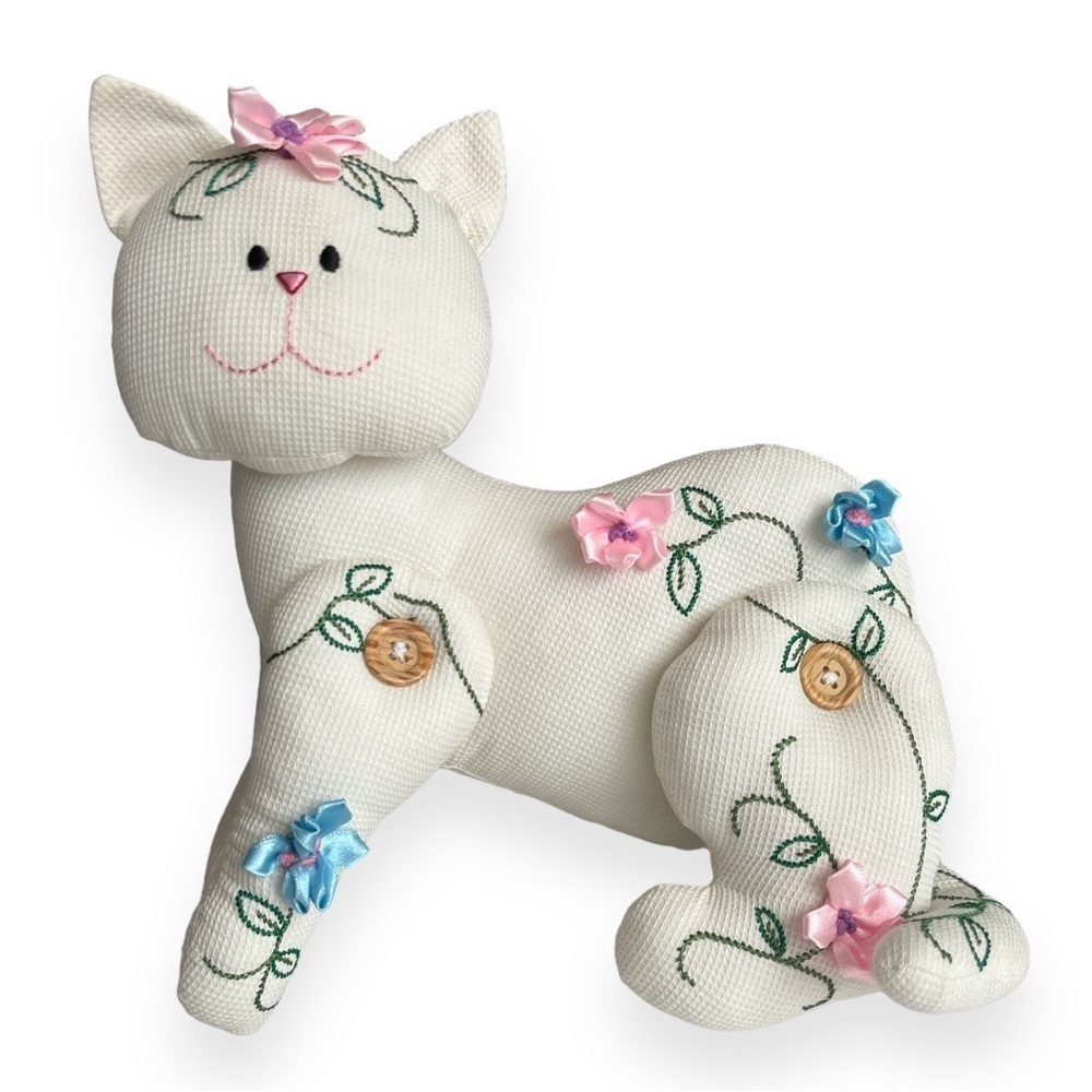 T.L. Toys Stuffed Kitten‎ Embroidered Flowers Satin Ribbon Roses Button Joints